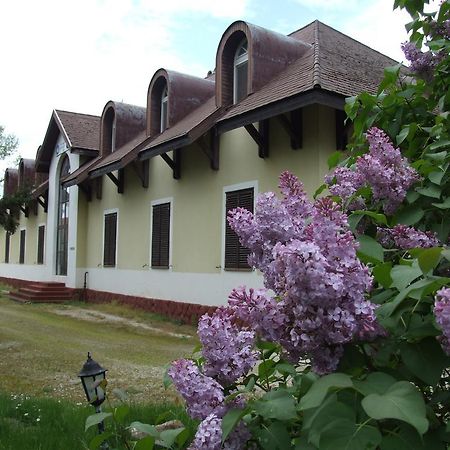 Aranyhid Hotel Balatonboglár Exterior photo