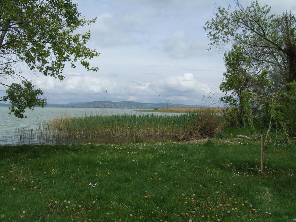 Aranyhid Hotel Balatonboglár Exterior photo