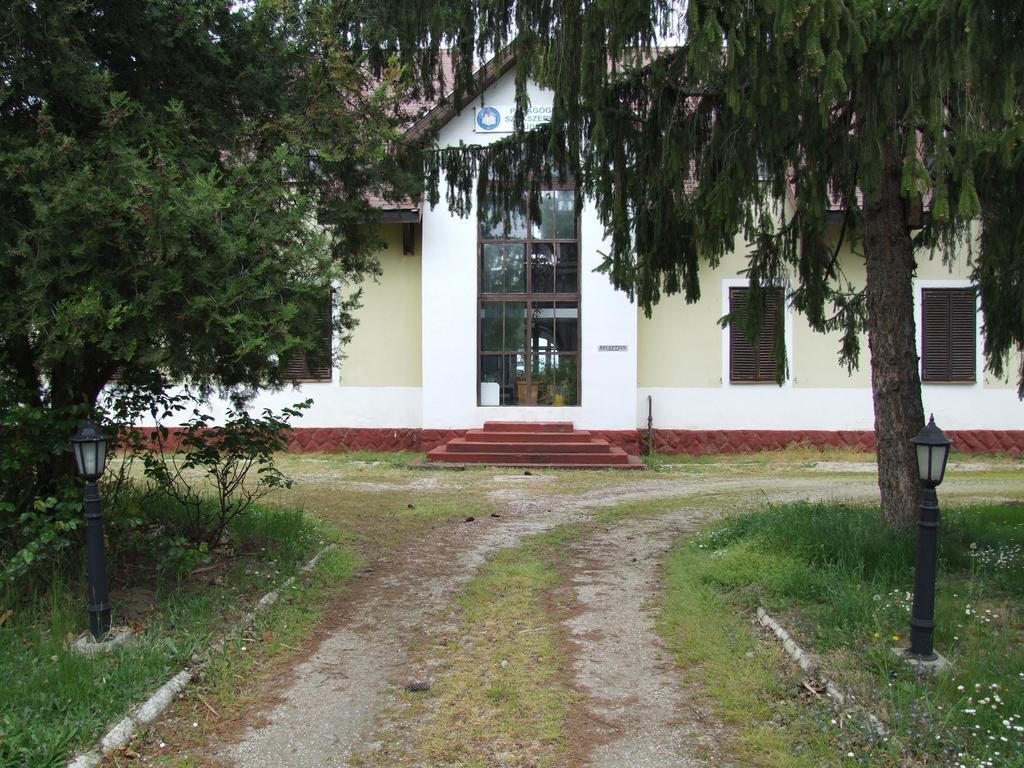 Aranyhid Hotel Balatonboglár Exterior photo