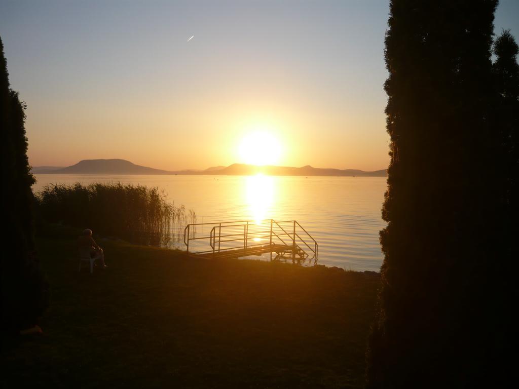 Aranyhid Hotel Balatonboglár Exterior photo