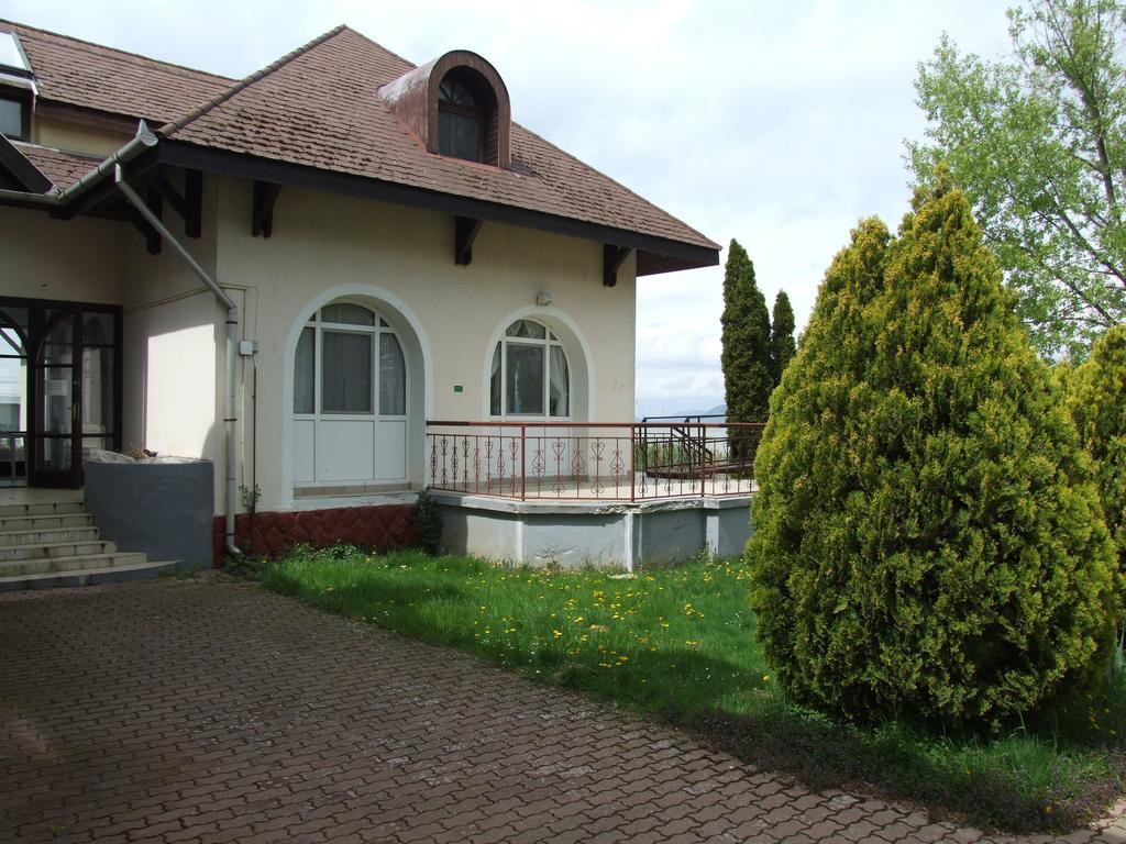 Aranyhid Hotel Balatonboglár Exterior photo